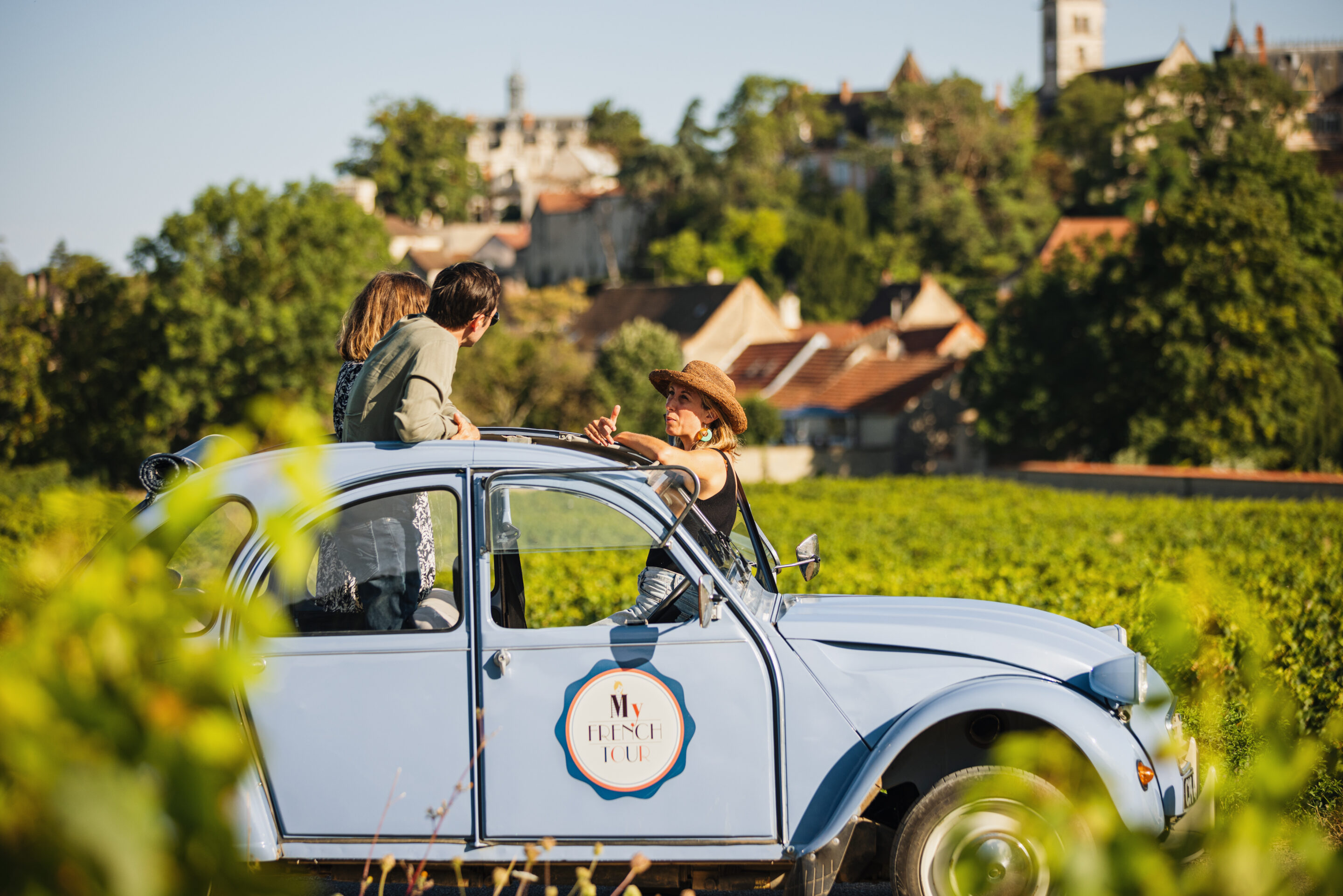 2CV- MY-FRENCH-TOUR-BOURGOGNE